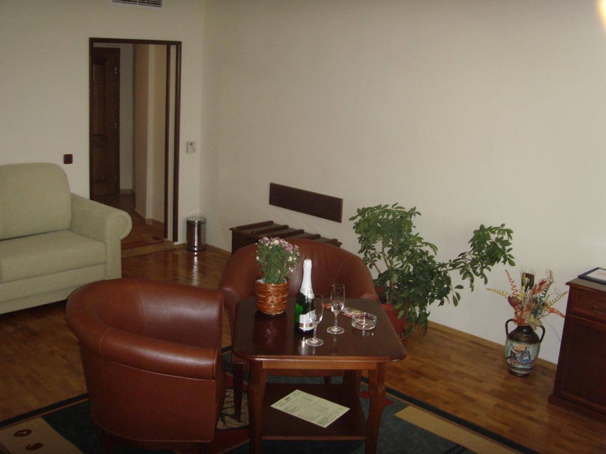 וליקו טורנובו Meridian Hotel Bolyarski מראה חיצוני תמונה