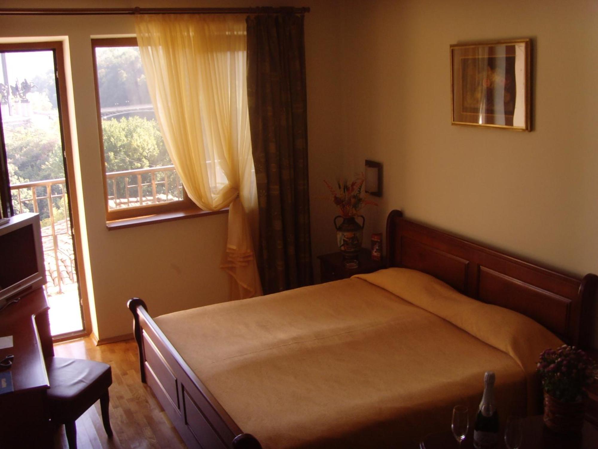 וליקו טורנובו Meridian Hotel Bolyarski מראה חיצוני תמונה