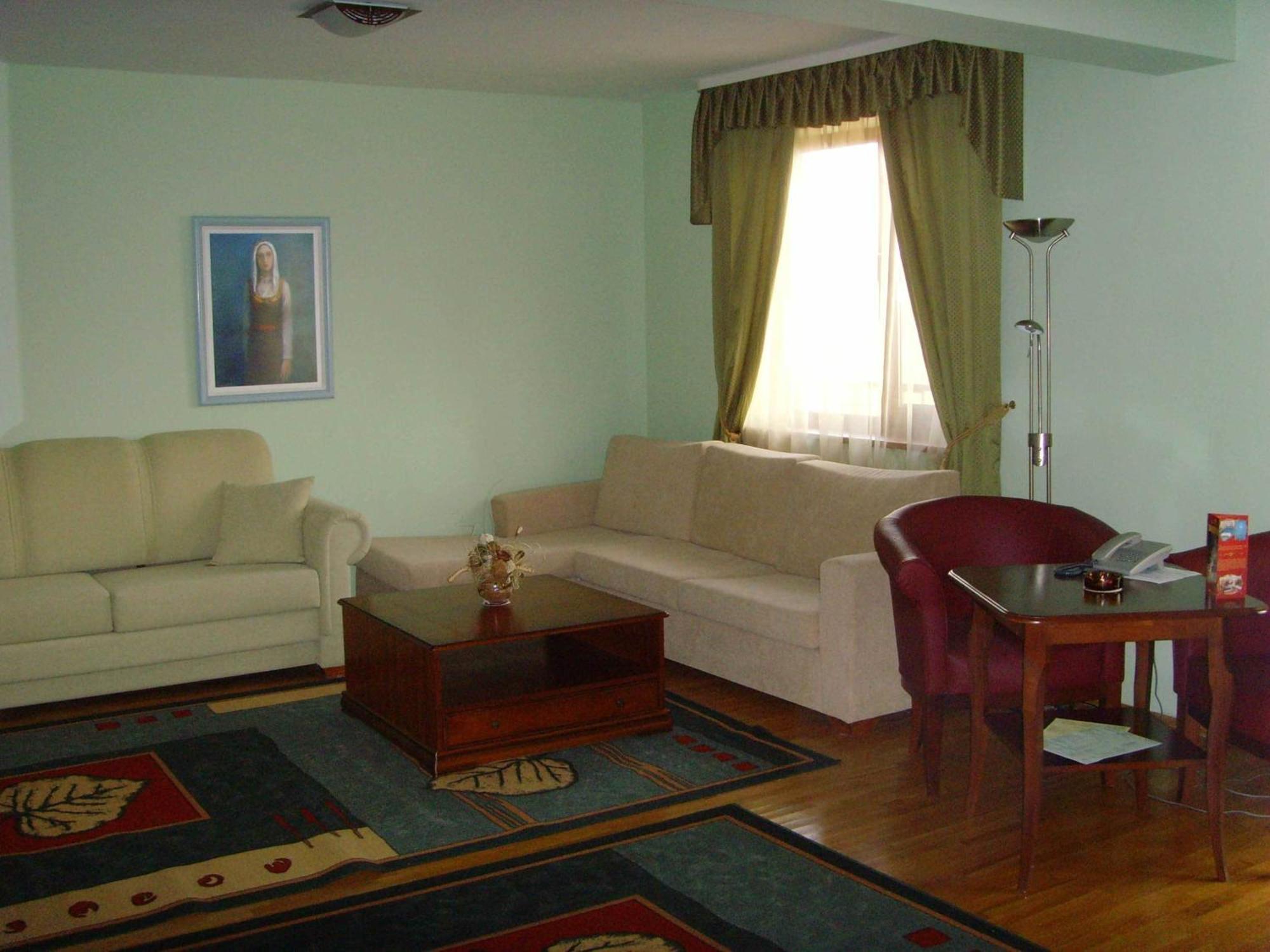 וליקו טורנובו Meridian Hotel Bolyarski מראה חיצוני תמונה