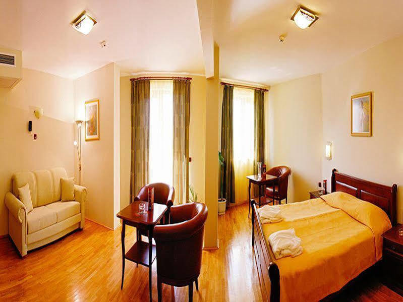 וליקו טורנובו Meridian Hotel Bolyarski מראה חיצוני תמונה
